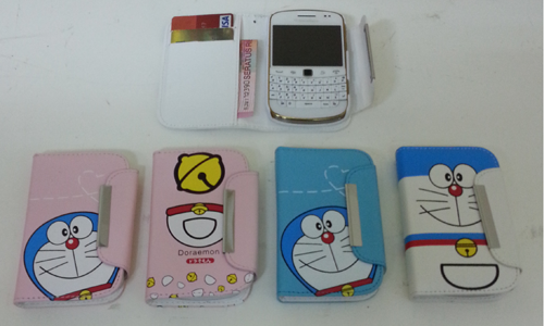 Sarung Wallet Doraemon Pink