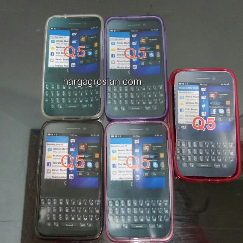 SoftShell / Case / Back Cover BlackBerry Q5